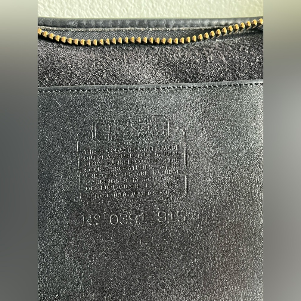 PROJECT: READ before purchasing - Vintage Coach Black Shoulder Sac Style 9730 - Picture 8 of 15